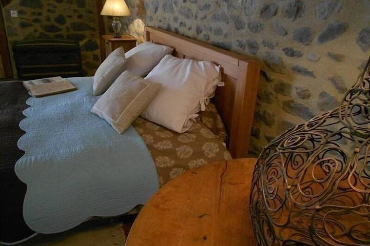 Location de vacances pour 2 personnes à Compains - 2