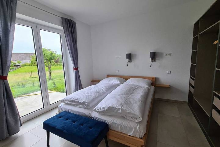 Ferienwohnung für 5 Personen, mit Pool und Sauna sowie Garten in Deggenhausertal - 2