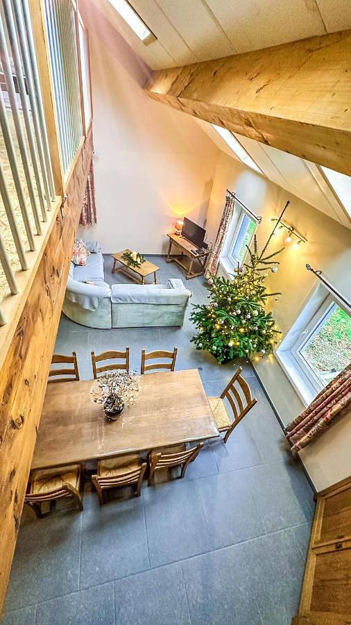 Location de vacances pour 7 personnes, avec jardin et terrasse, adapté aux familles à Beauraing - 4