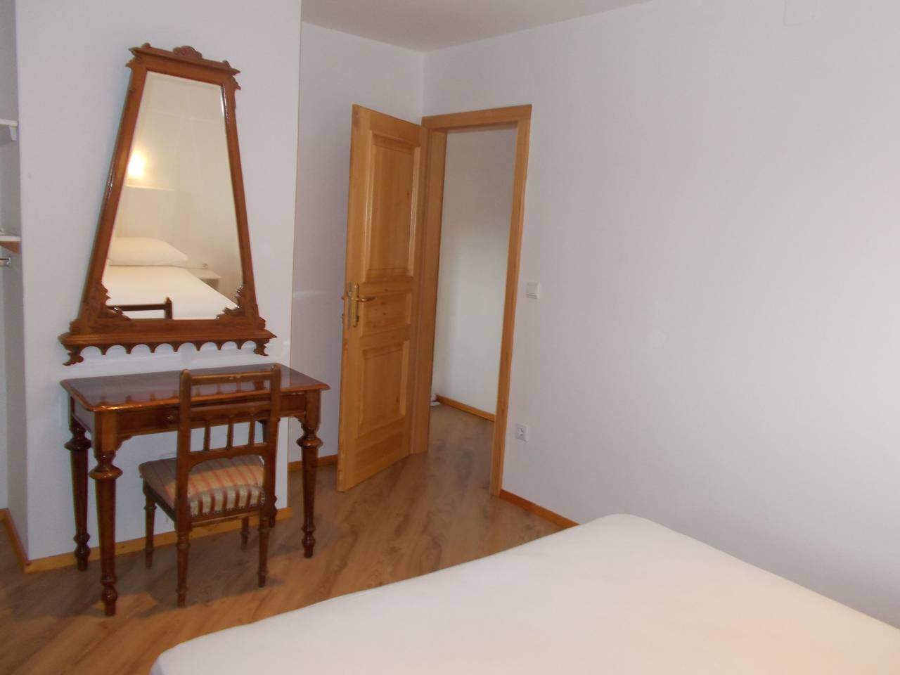 Ganze Wohnung, Appartement Maksan im 2. Stock mit einer Terrasse in Pakostane, Zadar