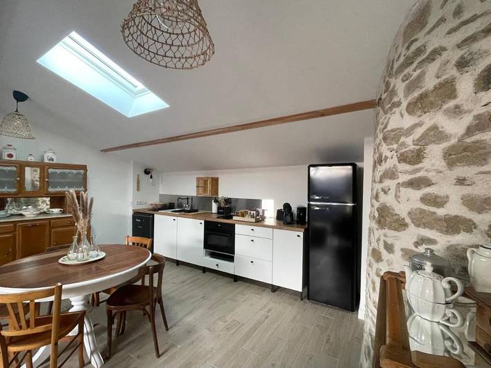 Location de vacances pour 6 personnes, avec vue et terrasse à Saint-Andéol-le-Château - 4