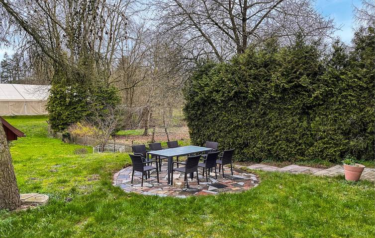Ferienhaus für 8 Personen, mit Terrasse und Garten sowie Sauna in Kuhlen-Wendorf - 2