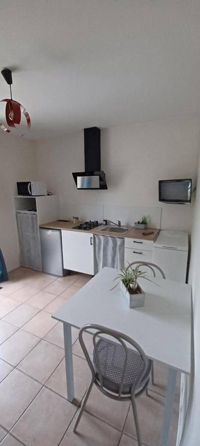Gîte pour 2 personnes, avec vue et terrasse à La Pommeraie-sur-Sèvre - 3
