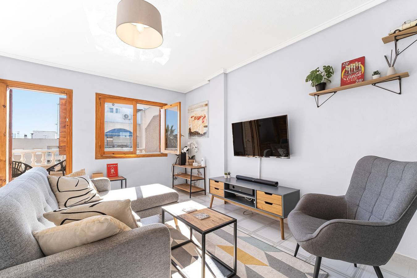 Ganze Wohnung, Apartment 'Torrevieja' mit privater Terrasse, Wlan und Klimaanlage in Torrevieja Centre, Torrevieja