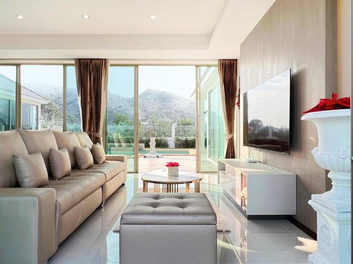 Vakantiehuis voor 17 personen, with uitzicht and tuin as well as zwembad, kindvriendelijk in Hua Hin