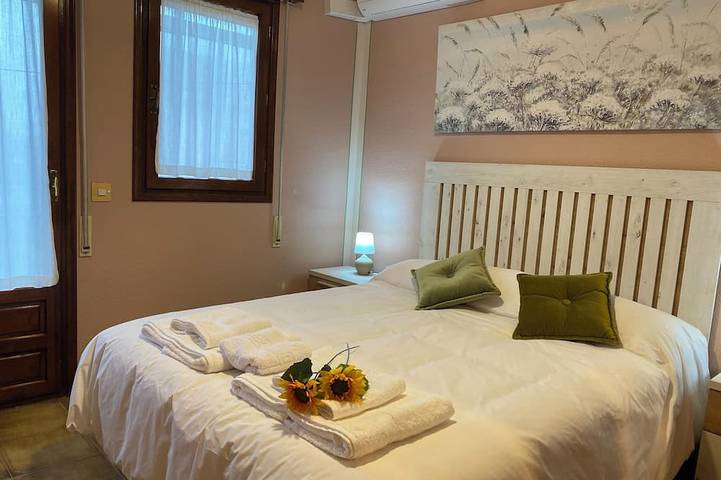 Los Henares 3, For getaways with family and friends. Nature and Leisure. in Olombrada, Segovia Provinz