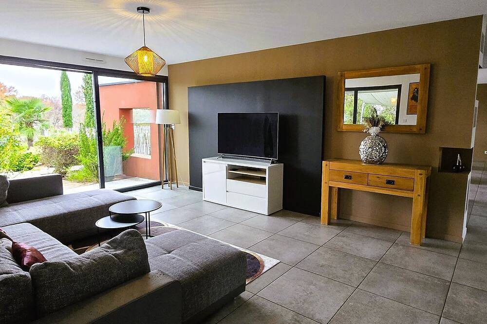 Magnificent architect-designed house with swimming pool 20 min from Albi. in Carmaux, Región de Albi