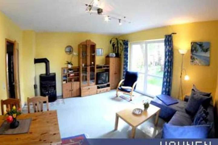 Ferienwohnung für 5 Personen, mit Sauna und Terrasse sowie Garten in Greifswald