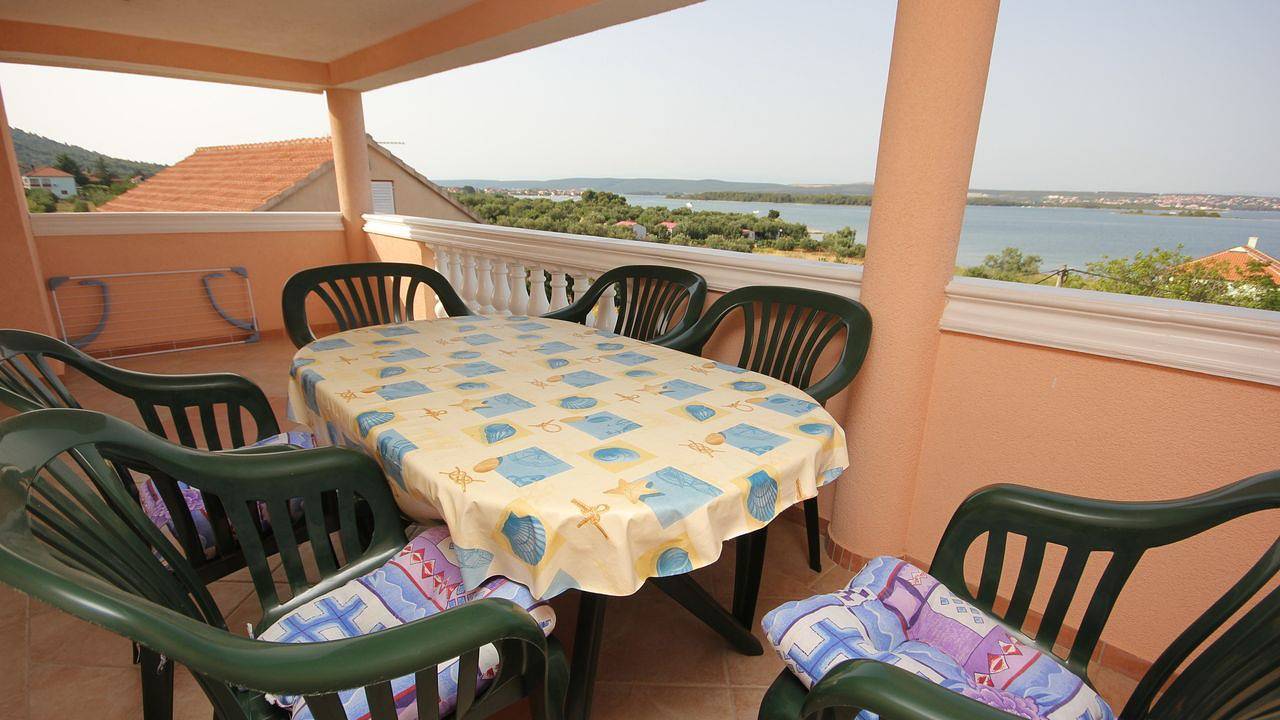 Ganze Ferienwohnung, Ferienwohnung für 5 Personen (45 m²) in Kraj in Kraj, Pasman