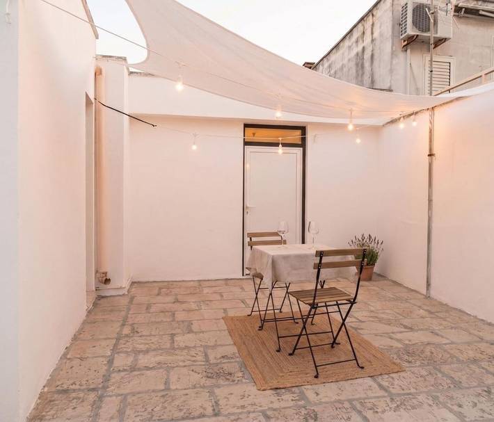Casa vacanza per 5 persone, con panorama e balcone, adatto a famiglie con bambini a Aradeo