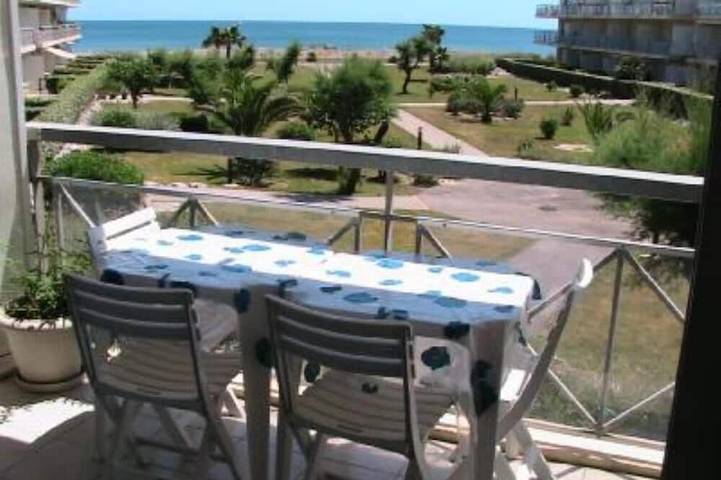 Ferienwohnung für 6 Personen, mit Terrasse und Garten in Frontignan