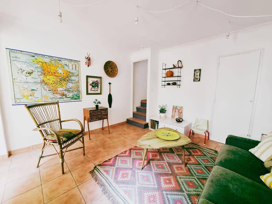Two-Bedroom House in Marguerittes, Région de Nîmes