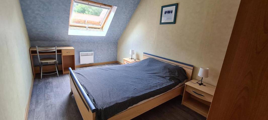 Gîte pour 4 personnes, avec Terrasse à La Roche-Derrien - 2