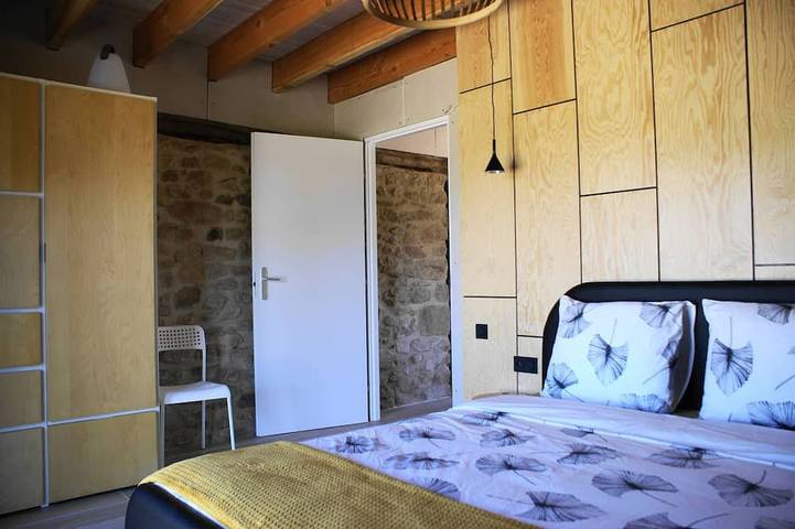 Location de vacances pour 4 personnes, avec piscine, animaux acceptés dans Montchevrier - 2