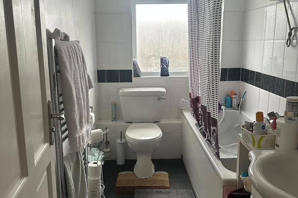 Cosy room in a beautiful country homeof historic Colchester, Uk in Colchester, Essex