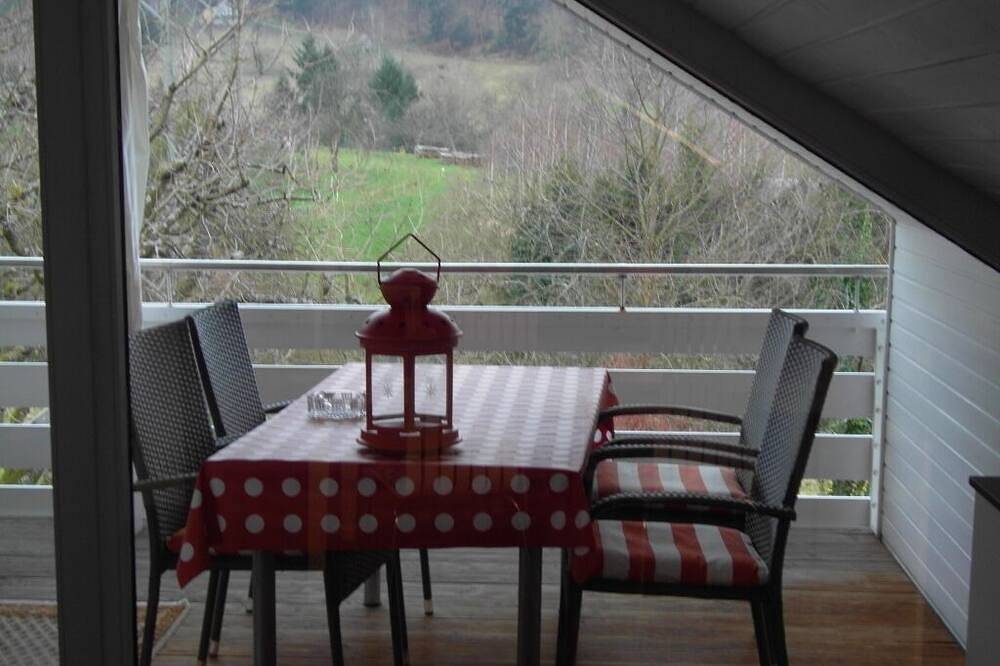 Ganze Wohnung, Ruhige, moderne, helle Ferienwohnung im Grünen in Gernsbach, Nordschwarzwald