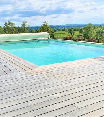Gîte pour 10 personnes, avec jardin ainsi que vue et piscine à Ytrac