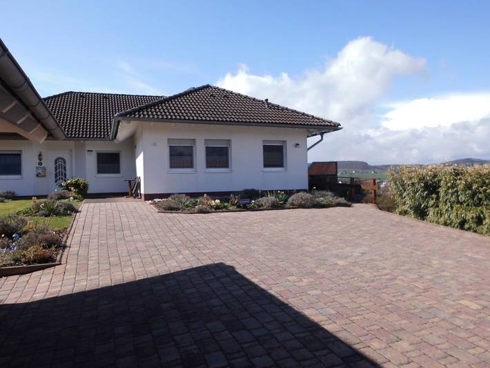 Bungalow für 2 Personen, mit Terrasse