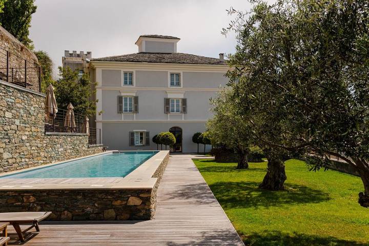 Hôtel pour 2 personnes, avec jardin ainsi que vue et piscine