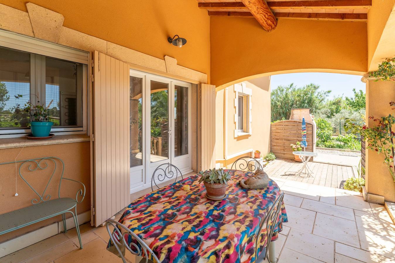 Maison de vacances 'Maison De Vacances Provence' avec terrasse privée, jardin privé et Wi-Fi in Tarascon, Région d'Arles