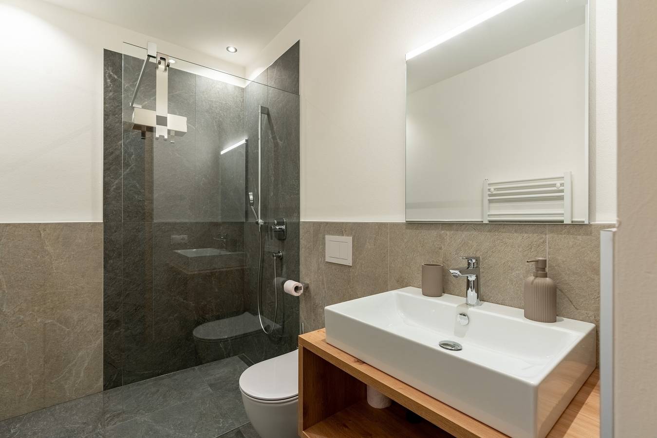 Ganze Wohnung, Apartment „Barmen“ mit Bergblick, Balkon und Wlan in Barbian, Sarntaler Alpen