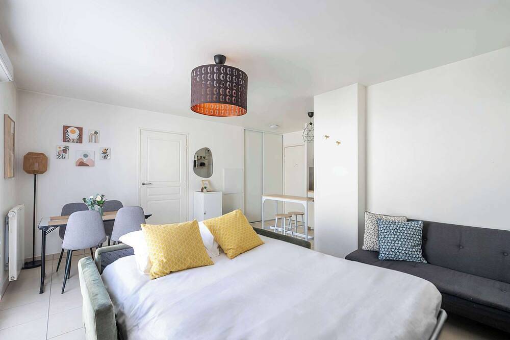 Entire apartment, Grand 2P Lumineux, Cosy et au Calme proche Paris ! in Pantin, Seine-Saint-Denis