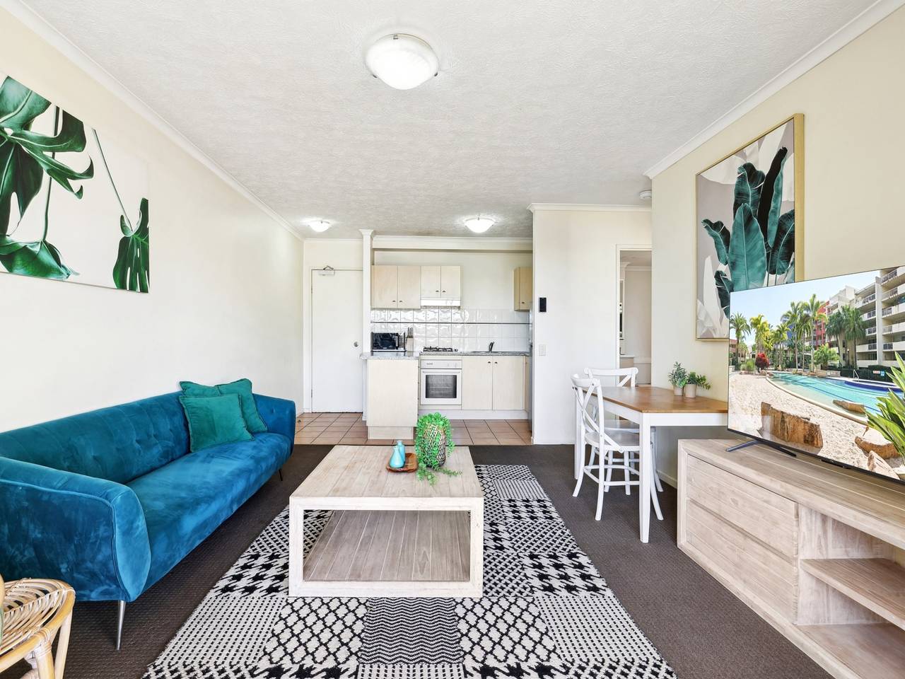Entire apartment, Inner-City 1-Bed with Pool & Spa in Fortitude Valley, Brisbane