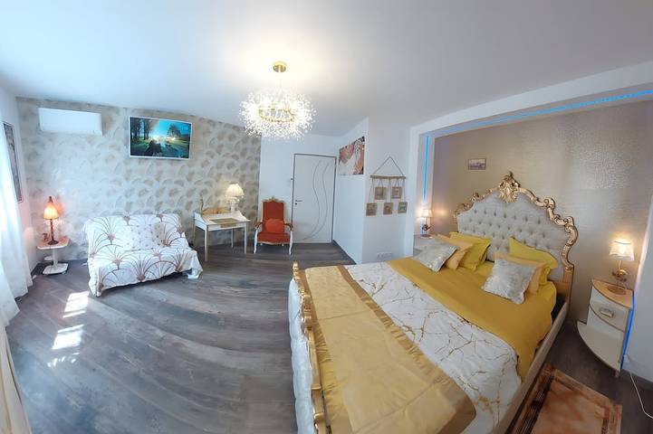 Chambre d’hôte pour 4 personnes, avec Jacuzzi ainsi que Jardin et Piscine