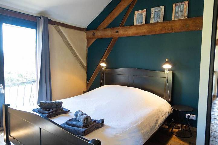 Location de vacances pour 6 personnes, avec jardin à Trémolat - 2