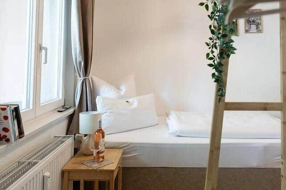 Guesthouse at Winckel-Single Room in Stendal, Altmark