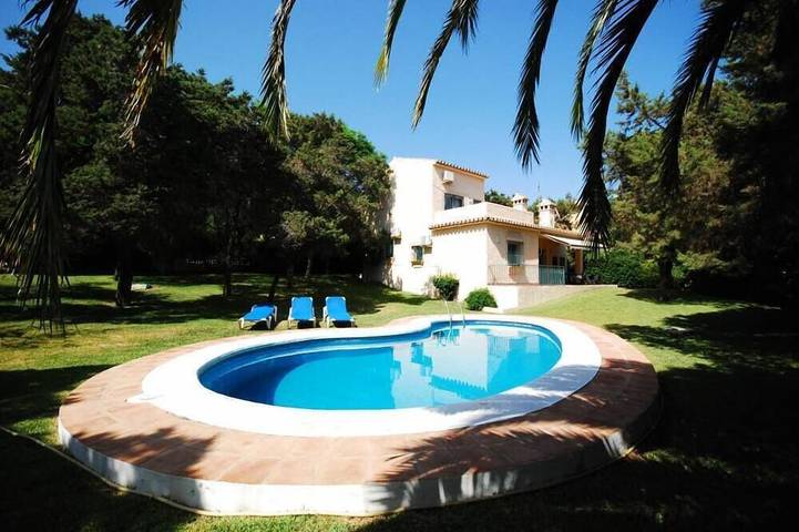 Villa for 6 people, with garden and terrace - 1