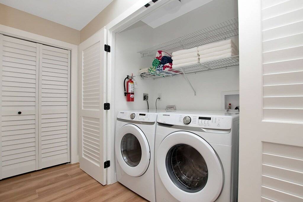 Reopen~Feb 28-Mar 7, 2026~300/Night~Ice Machine~Pool~ Close To Open Gulf Water~ in Marathon, Monroe County