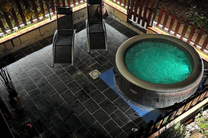 Gîte pour 3 personnes, avec Jacuzzi