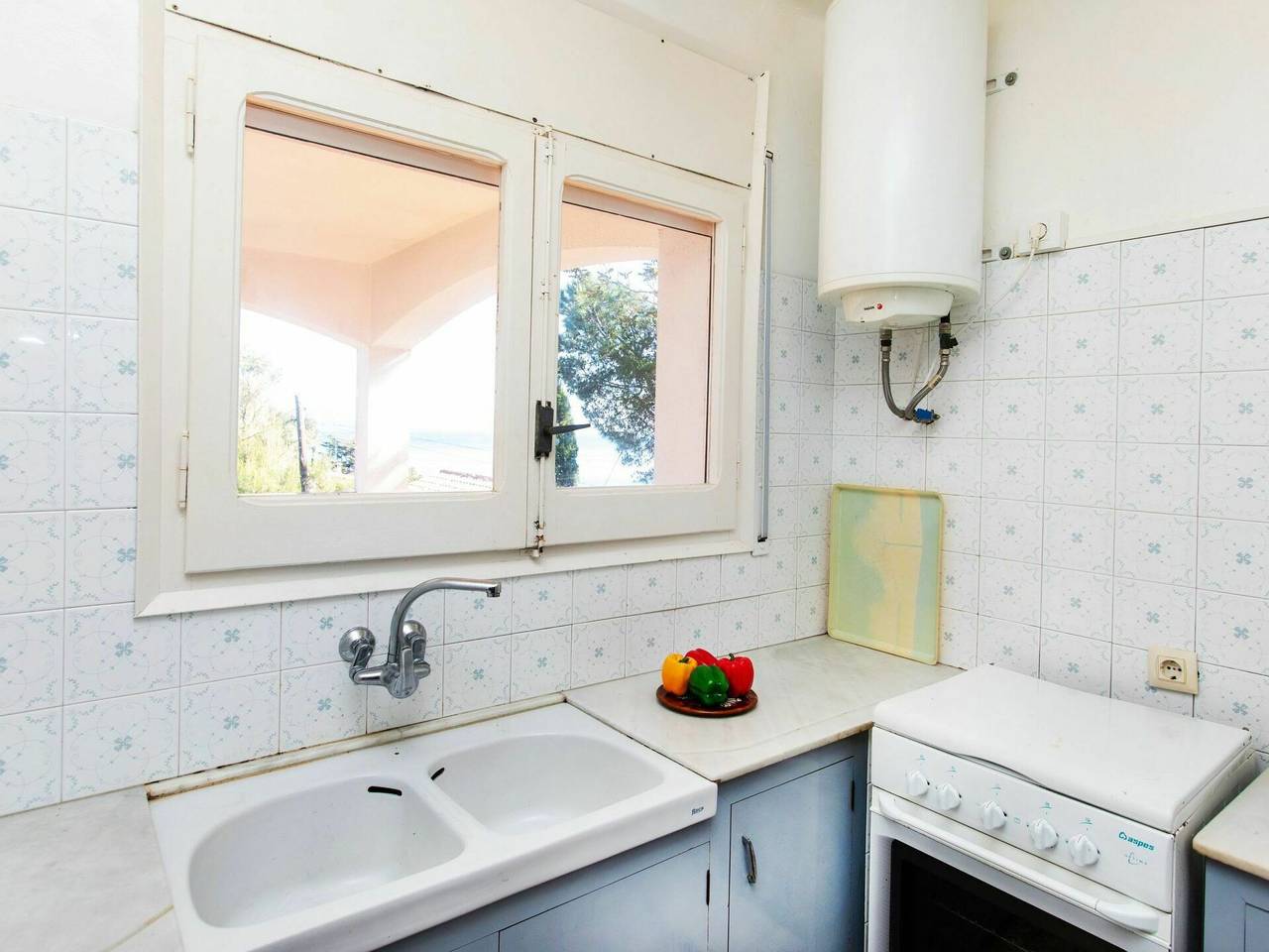 Entire apartment, Cap De Vol - Cap De Vol 646.1 in Llanca, Upper Empordà