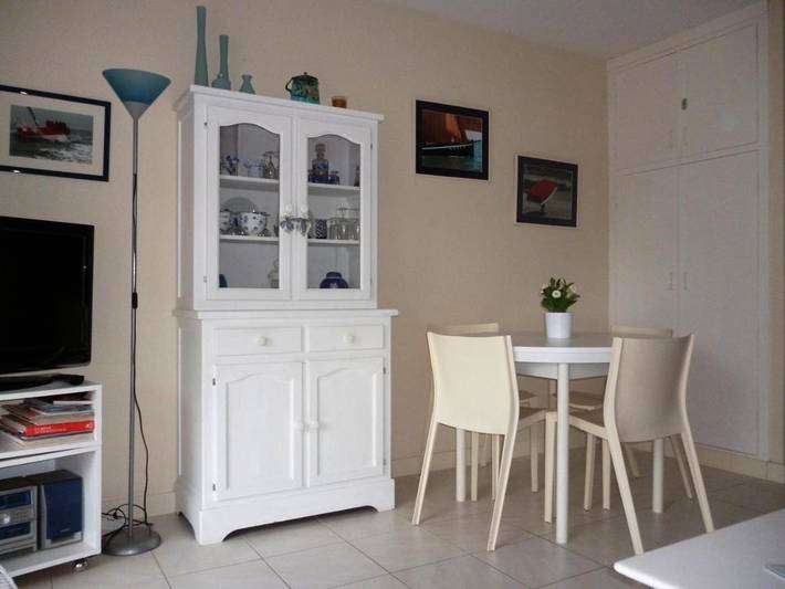 Gîte pour 4 personnes, avec vue et jardin dans Plage de la Légenèse - 3