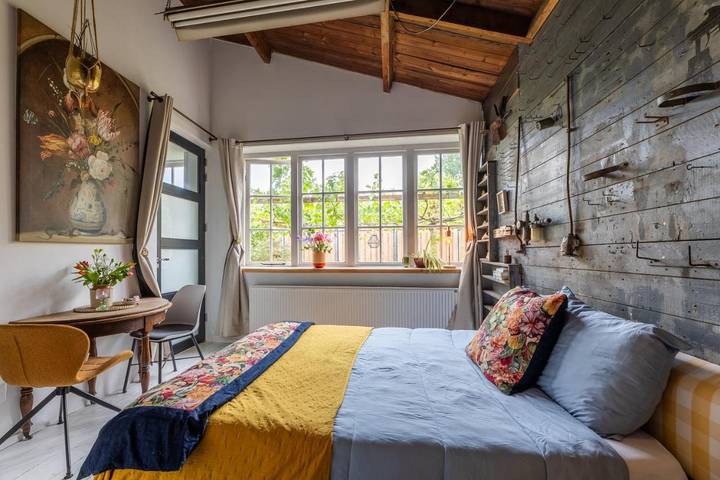 Ferienwohnung für 2 Personen, mit Terrasse und Garten sowie Ausblick in Kampen