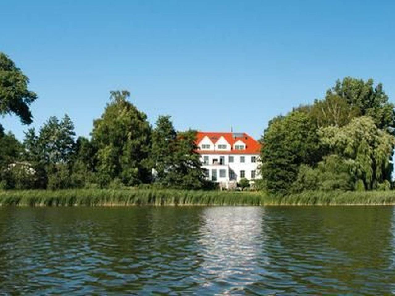 Ganze Ferienwohnung, Ferien am Schloss Duckwitz - Wohnung 2 - Die Maus in Behren-Lübchin, Mecklenburgische Ostseeküste