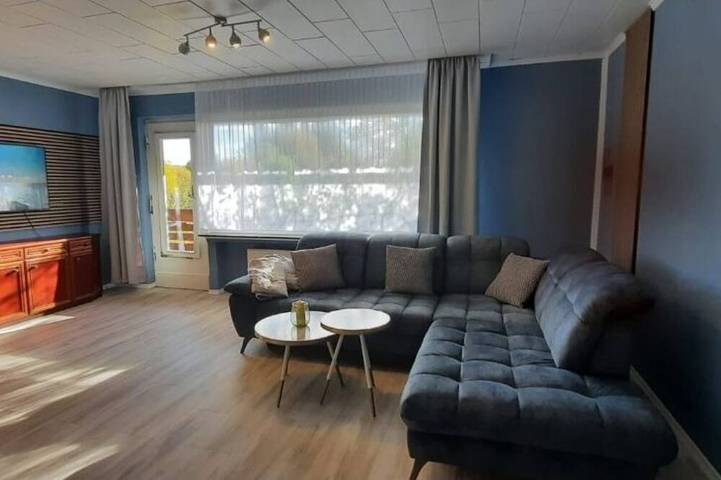 Ferienwohnung für 4 Personen, mit Balkon und Garten in Knüllwald
