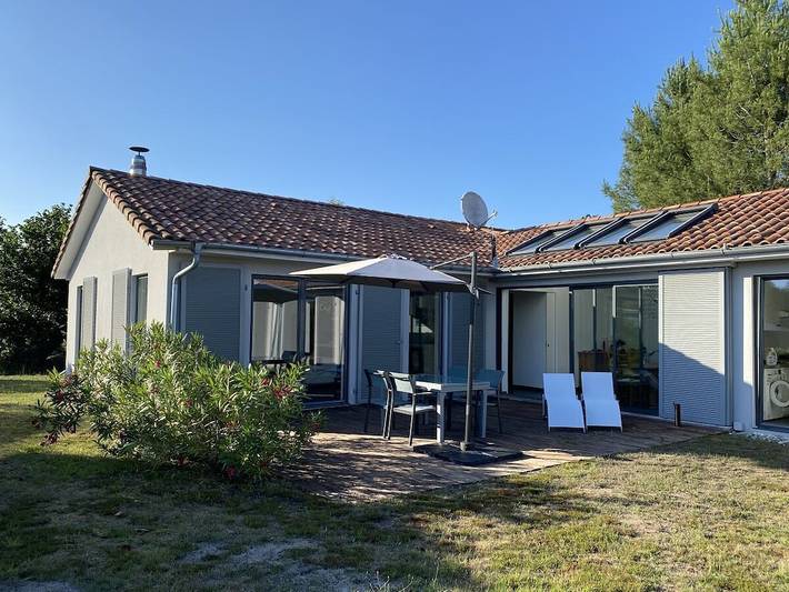 Ferienhaus für 6 Personen, mit Terrasse und Garten