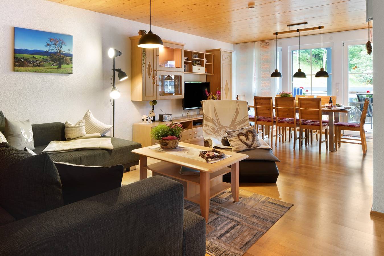 Ganze Wohnung, Ferienwohnung 'Sonnerhof Hofsgrund' mit Bergblick, Gemeinschaftsterrasse und Wlan in Hofsgrund, Oberried