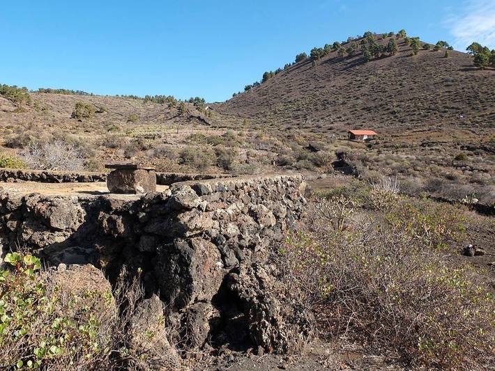 Casa rural para 5 personas, con vistas y jardín en El Pinar de El Hierro - 3