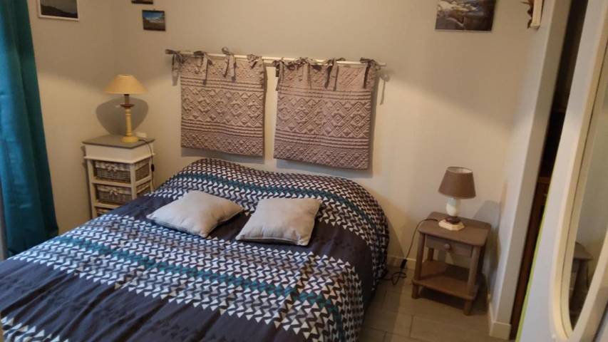 Gîte pour 3 personnes, avec jardin et terrasse, animaux acceptés à Laigné-en-Belin - 4