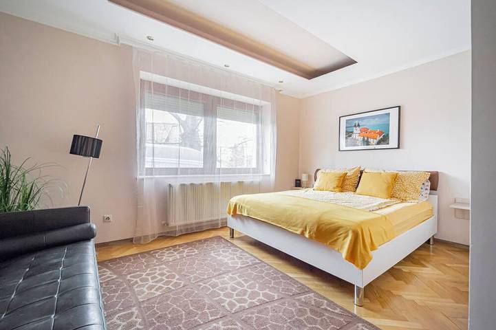 Ganze Wohnung, Geräumige Ferienwohnung in Großturwall, Érdi járás