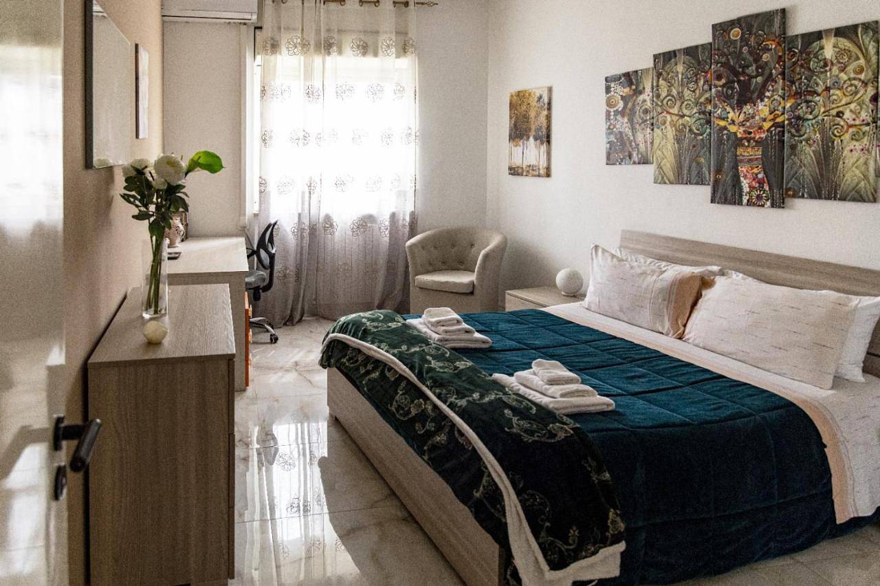 Appartamento intero, Two-Bedroom Apartment in Casamassima, Provincia di Bari