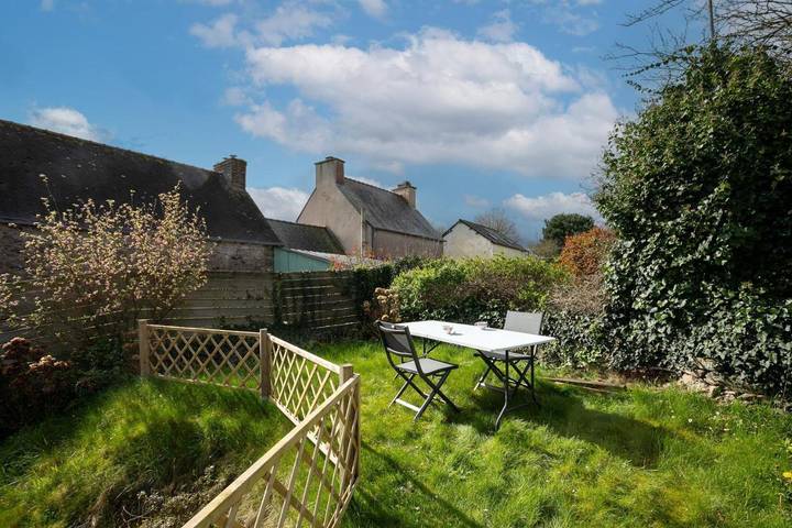 Location de vacances pour 7 personnes, avec jardin à Hengoat - 4