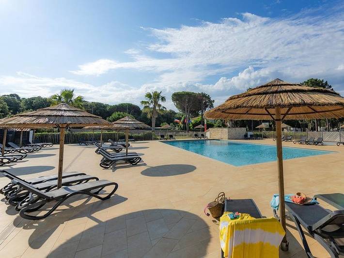 Camping Campo di Liccia - Mobilhome 2 personnes - Maquis climatisé Loft in Bonifacio, Arrondissement de Sartène