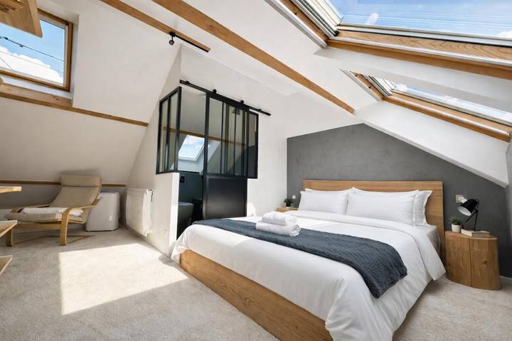 Gîte pour 5 personnes, avec terrasse à Coutevroult