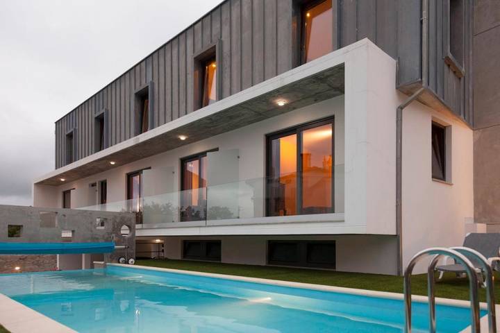 Gîte pour 3 personnes, avec Terrasse et Jardin ainsi que Piscine et Vue à Oliveira de Frades
