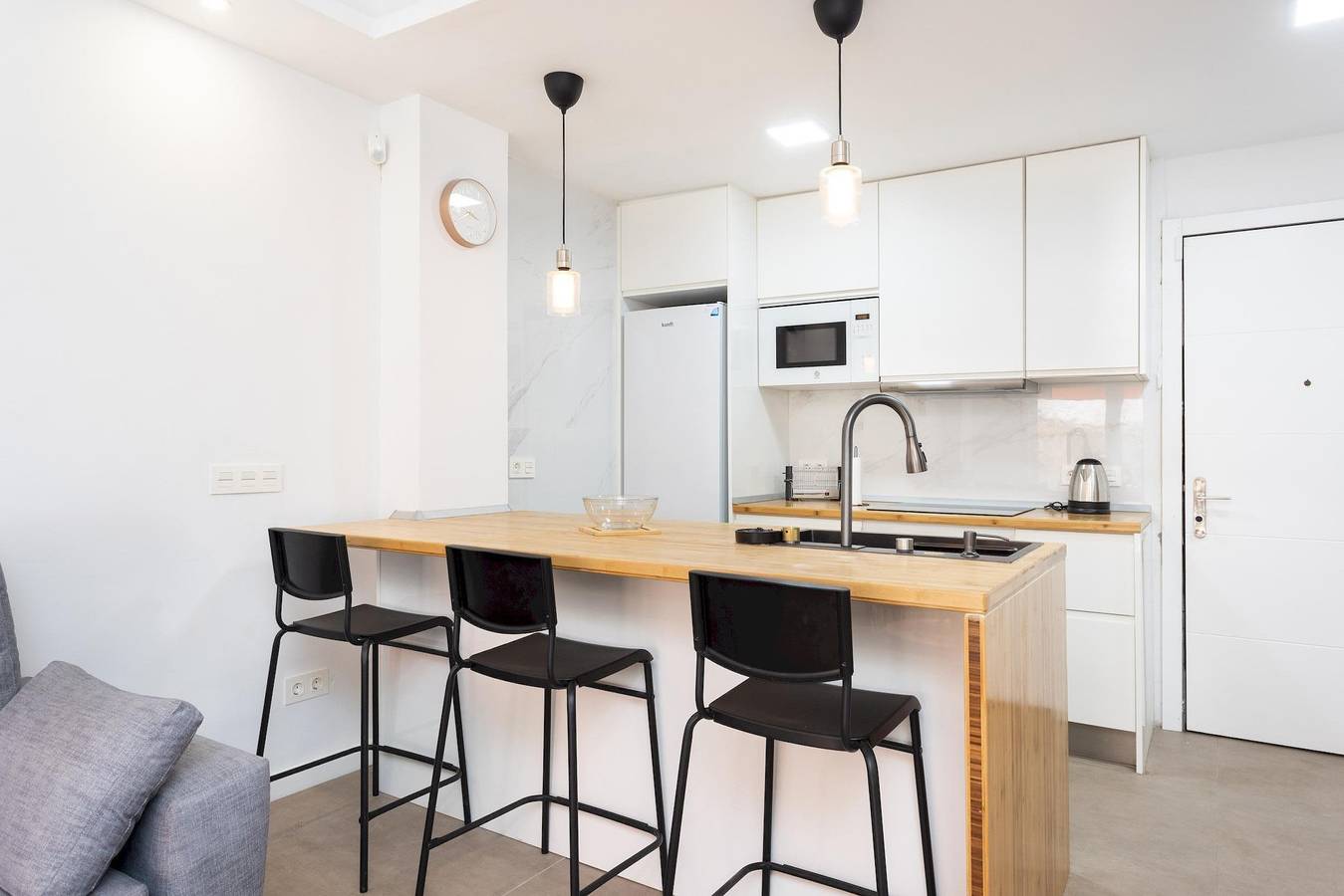 Entire apartment, Home2Book Sea View Apartment with Terrace & Pool in Las Caletillas, South Tenerife