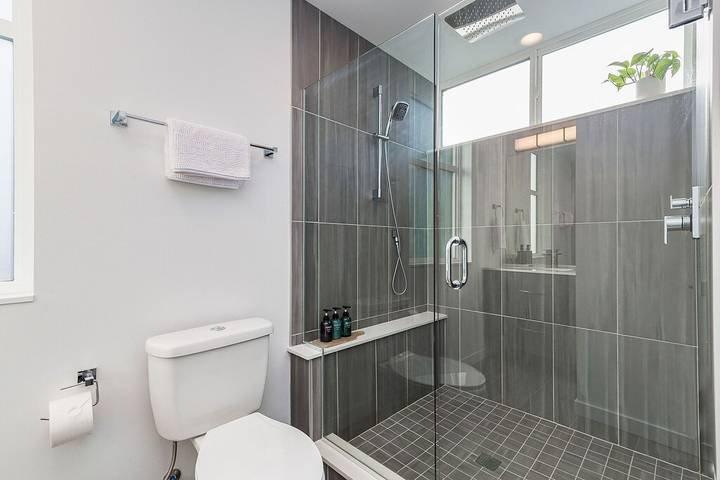 Vacation house for 5 people, with pets in Seattle